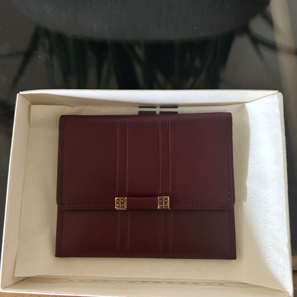 Givenchy  small pouch - Picture 3 of 6